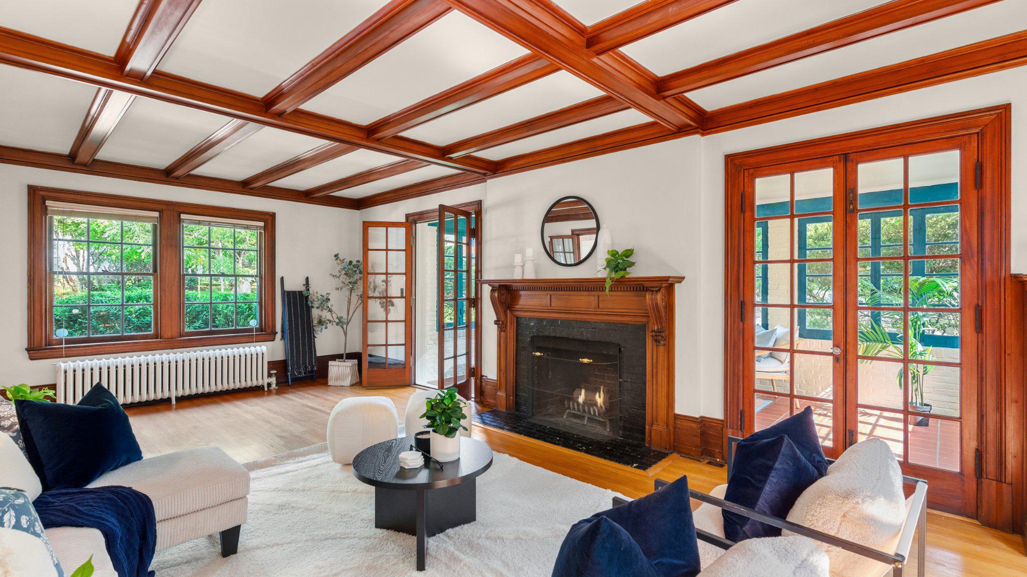 ROLAND PARK - Residential