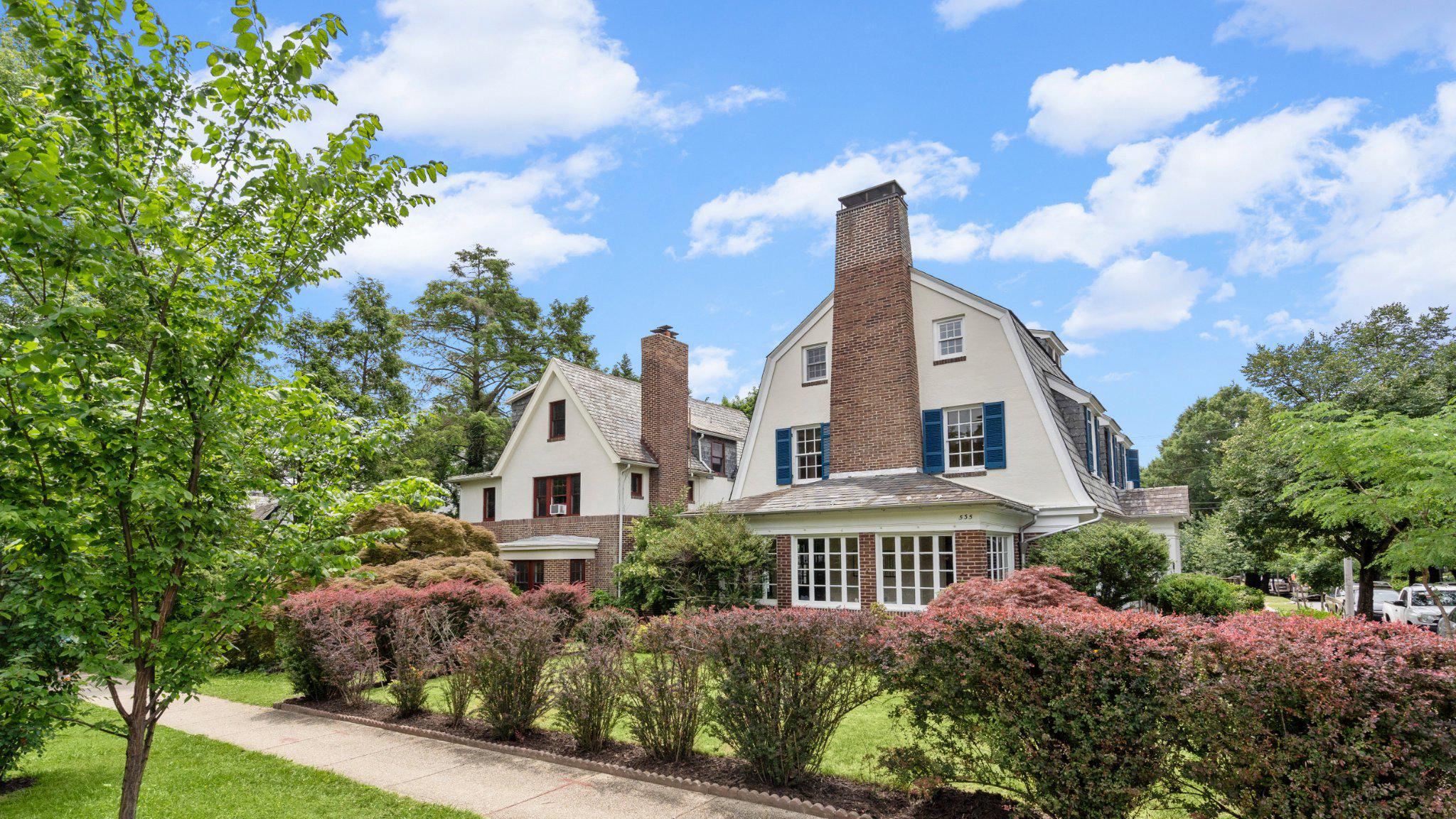 ROLAND PARK - Residential