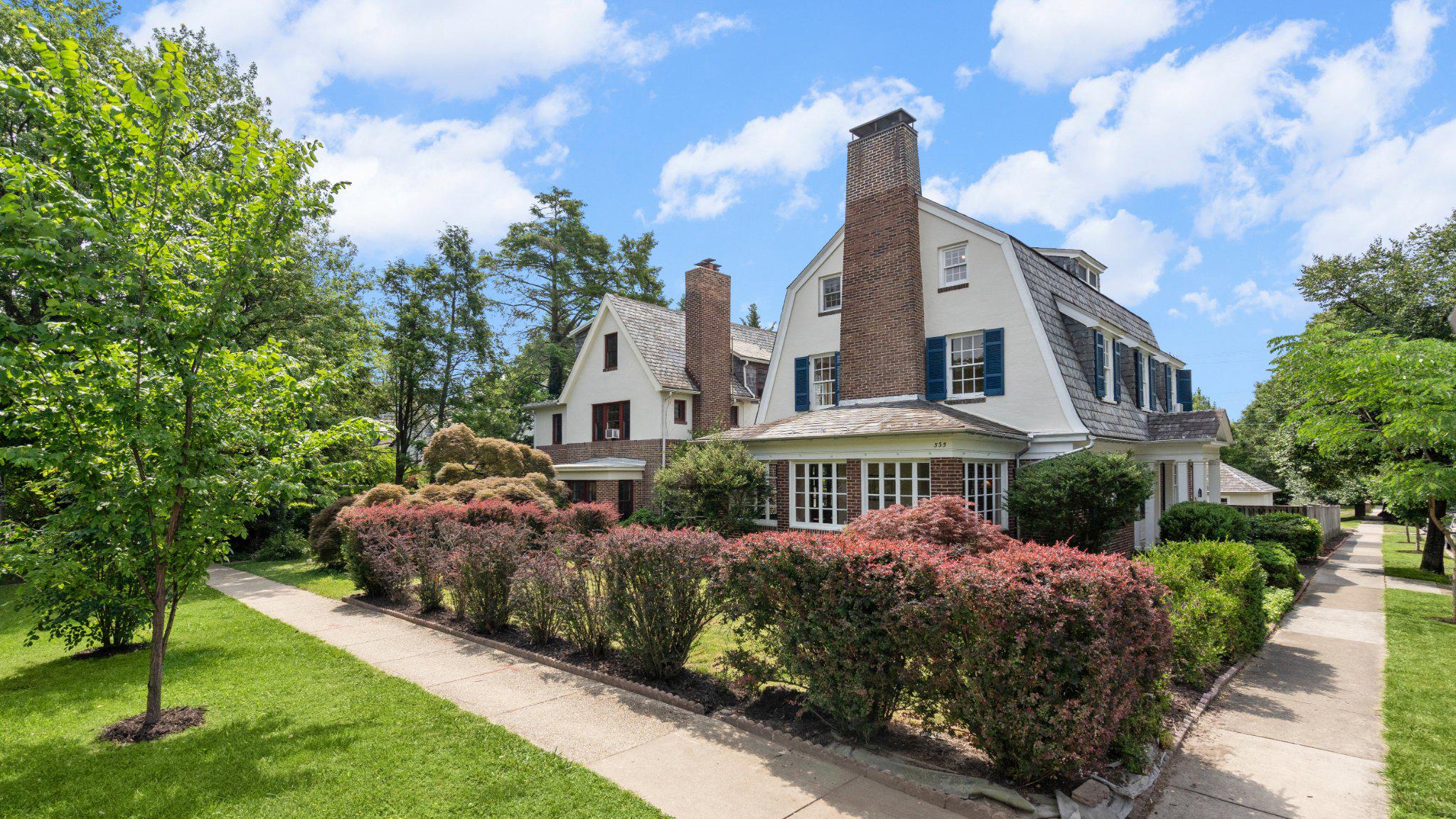 ROLAND PARK - Residential