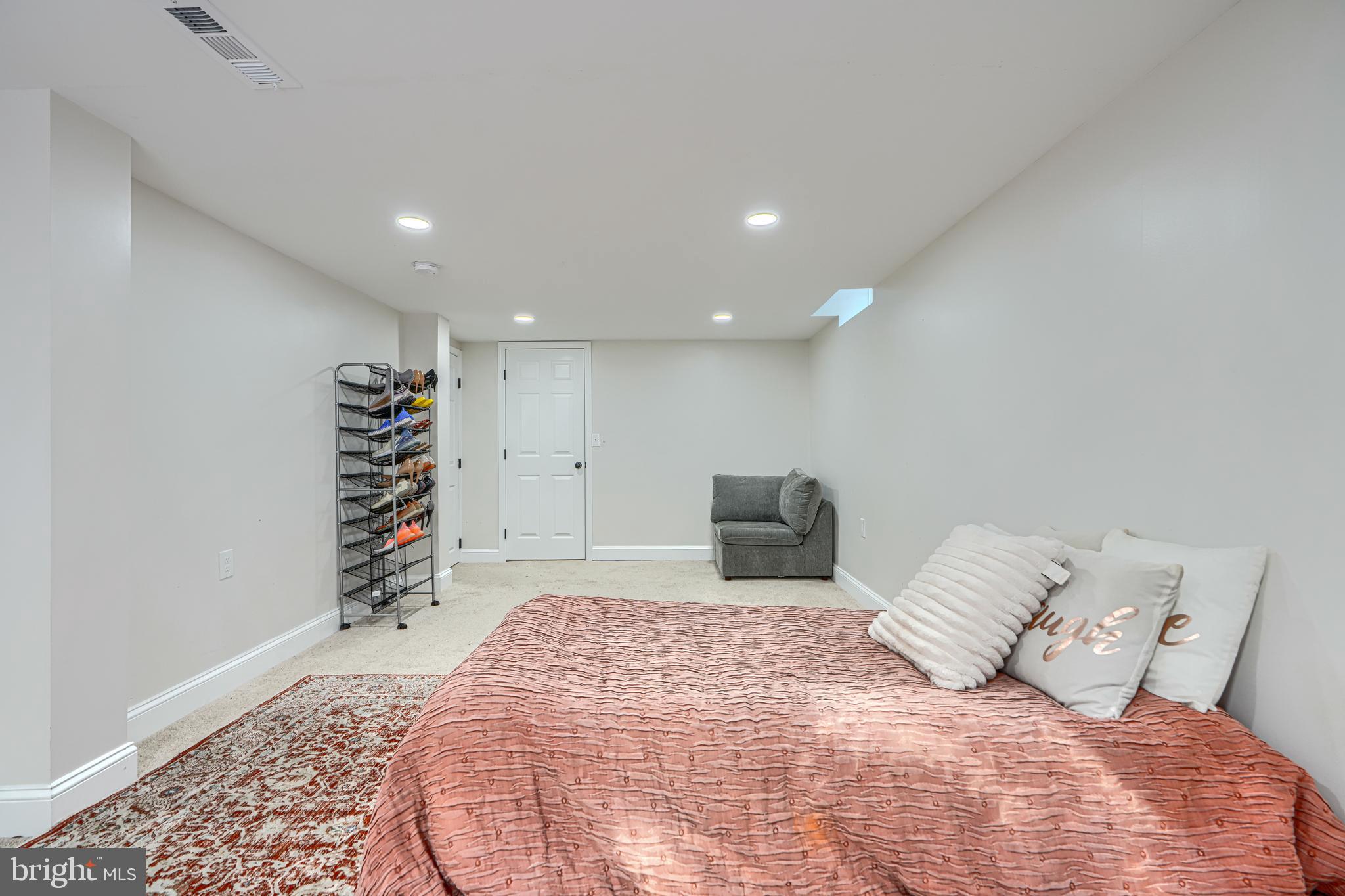 COVENTRY - Residential