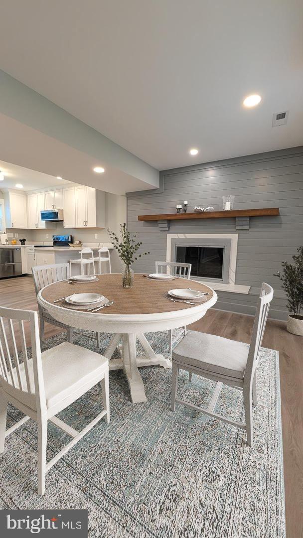 BAY CITY - Residential