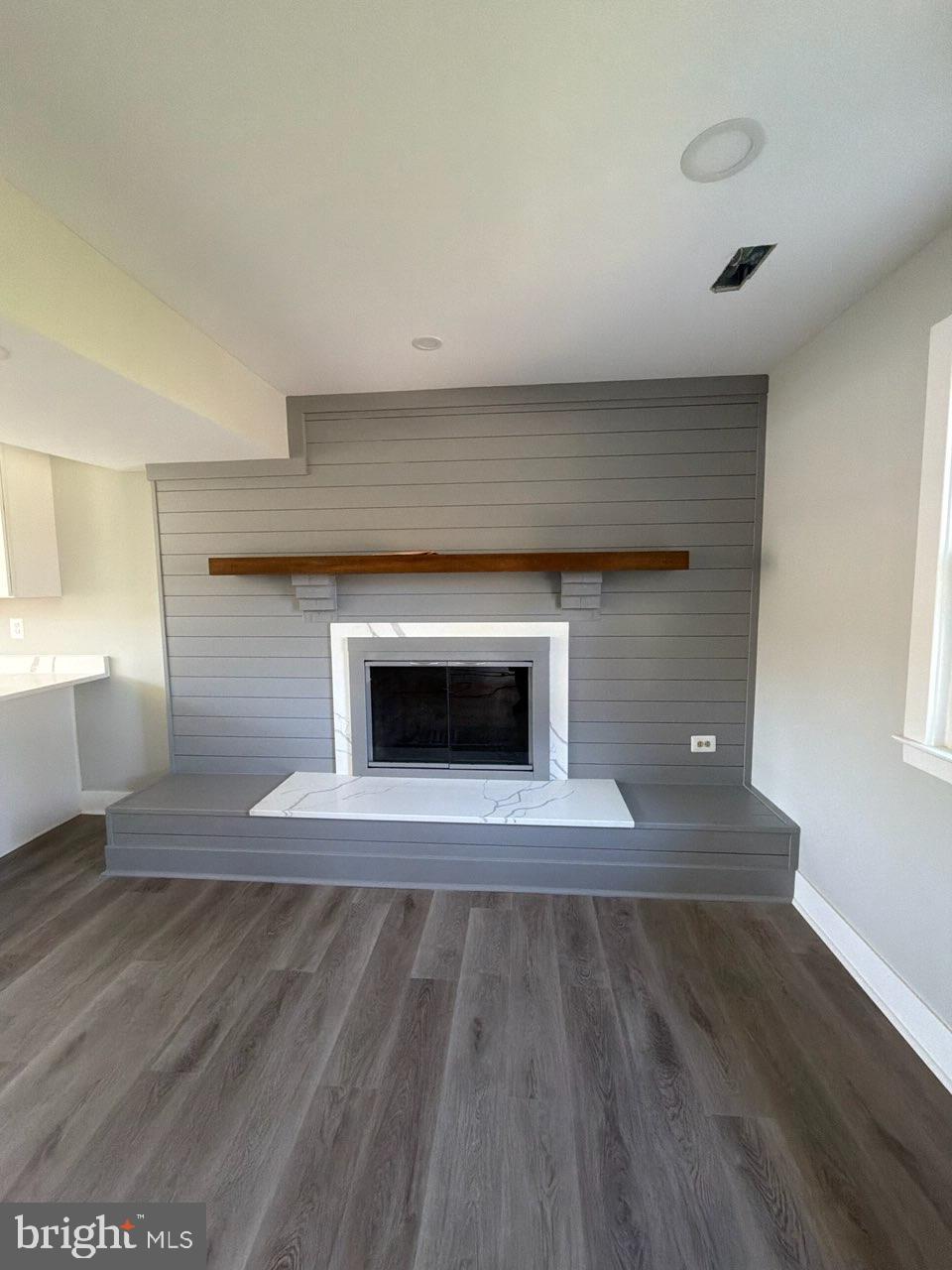 BAY CITY - Residential