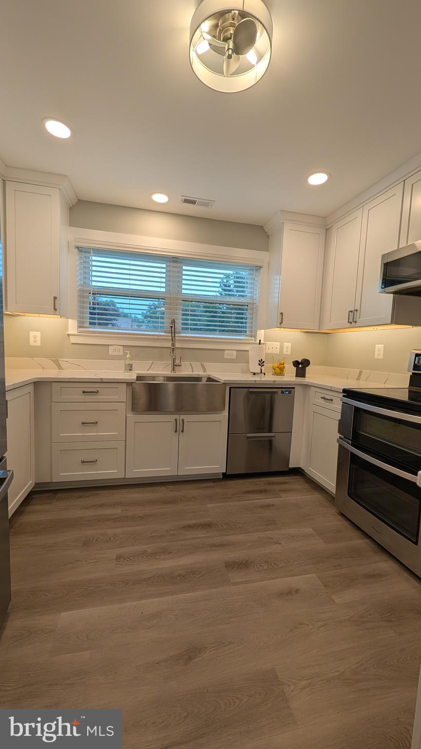 BAY CITY - Residential