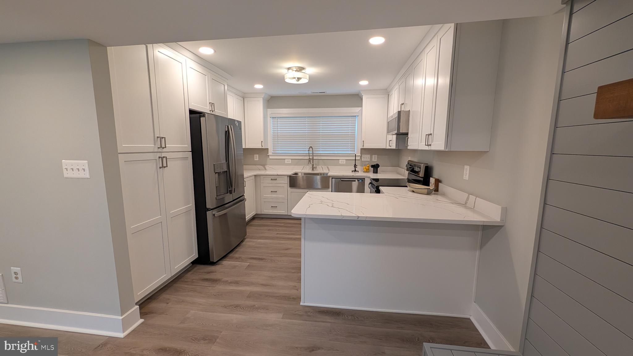 BAY CITY - Residential