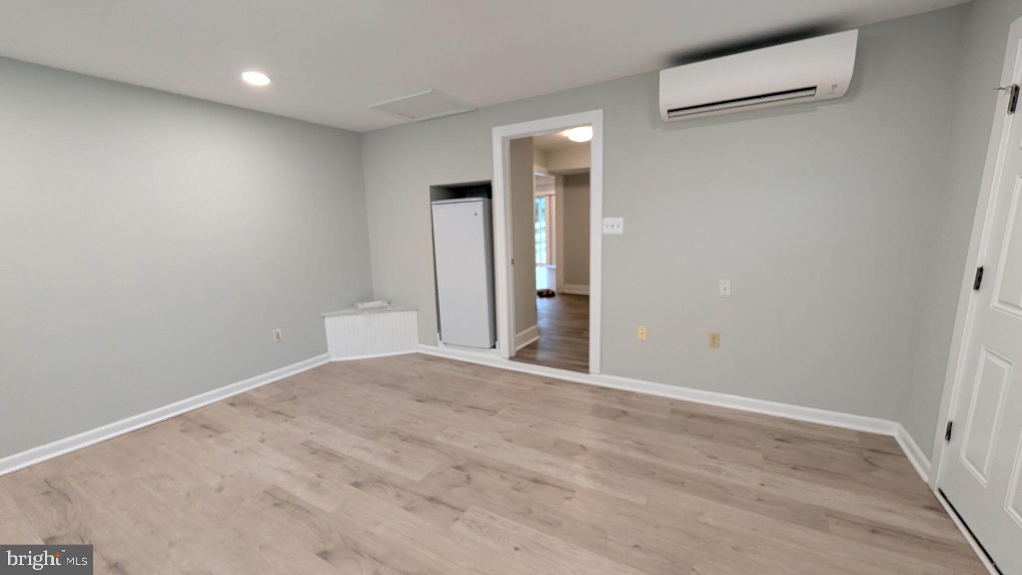 BAY CITY - Residential