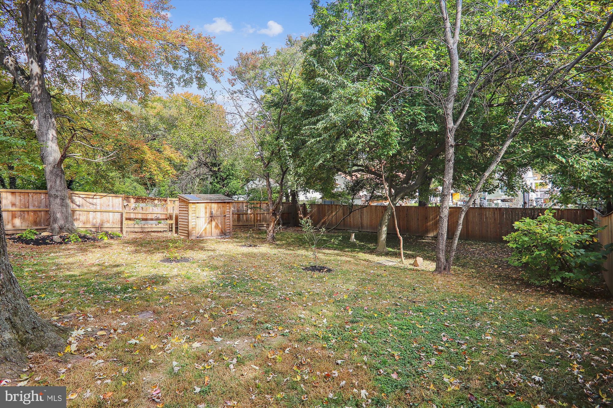 ROCKCREST - Residential