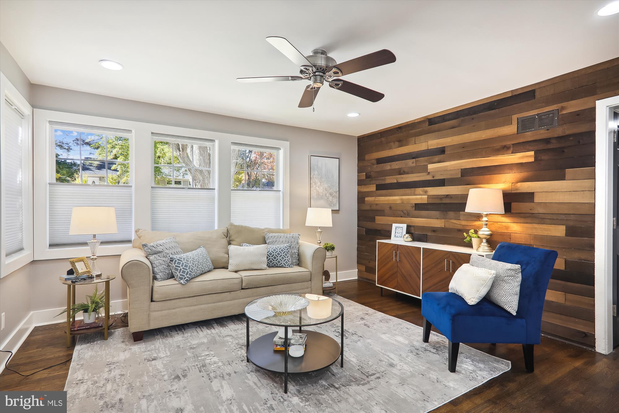 ROCKCREST - Residential