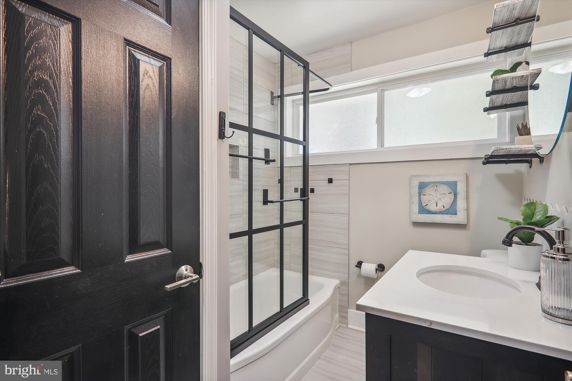 ROCKCREST - Residential