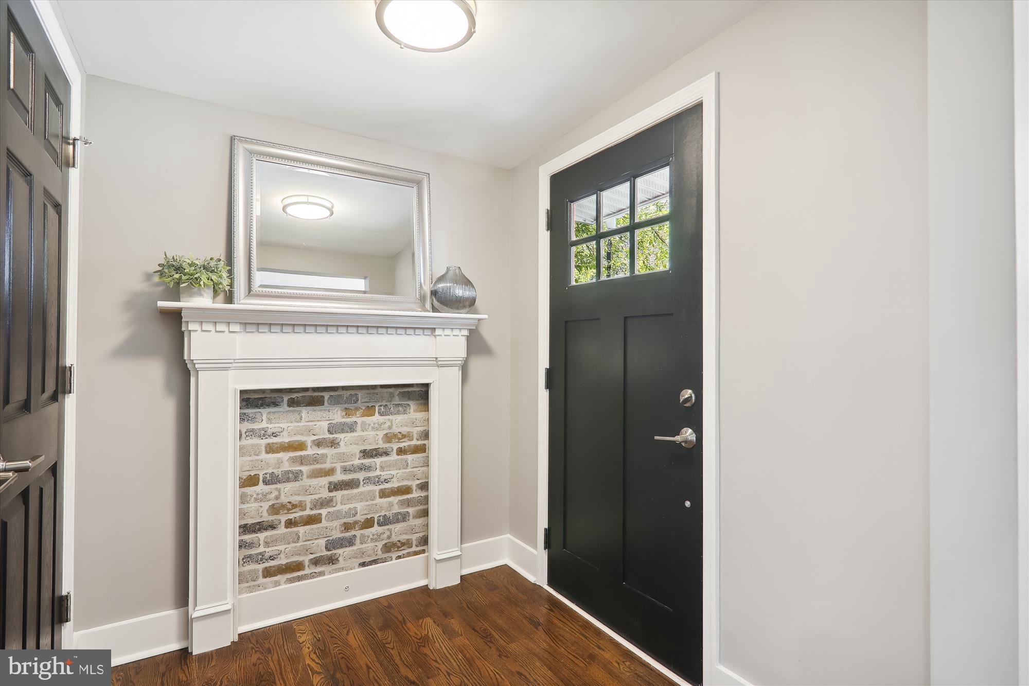 ROCKCREST - Residential