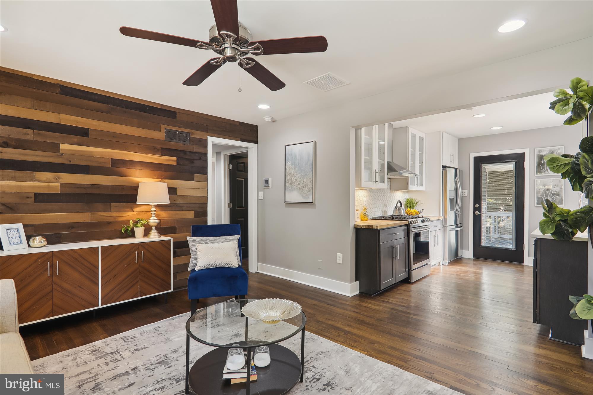 ROCKCREST - Residential
