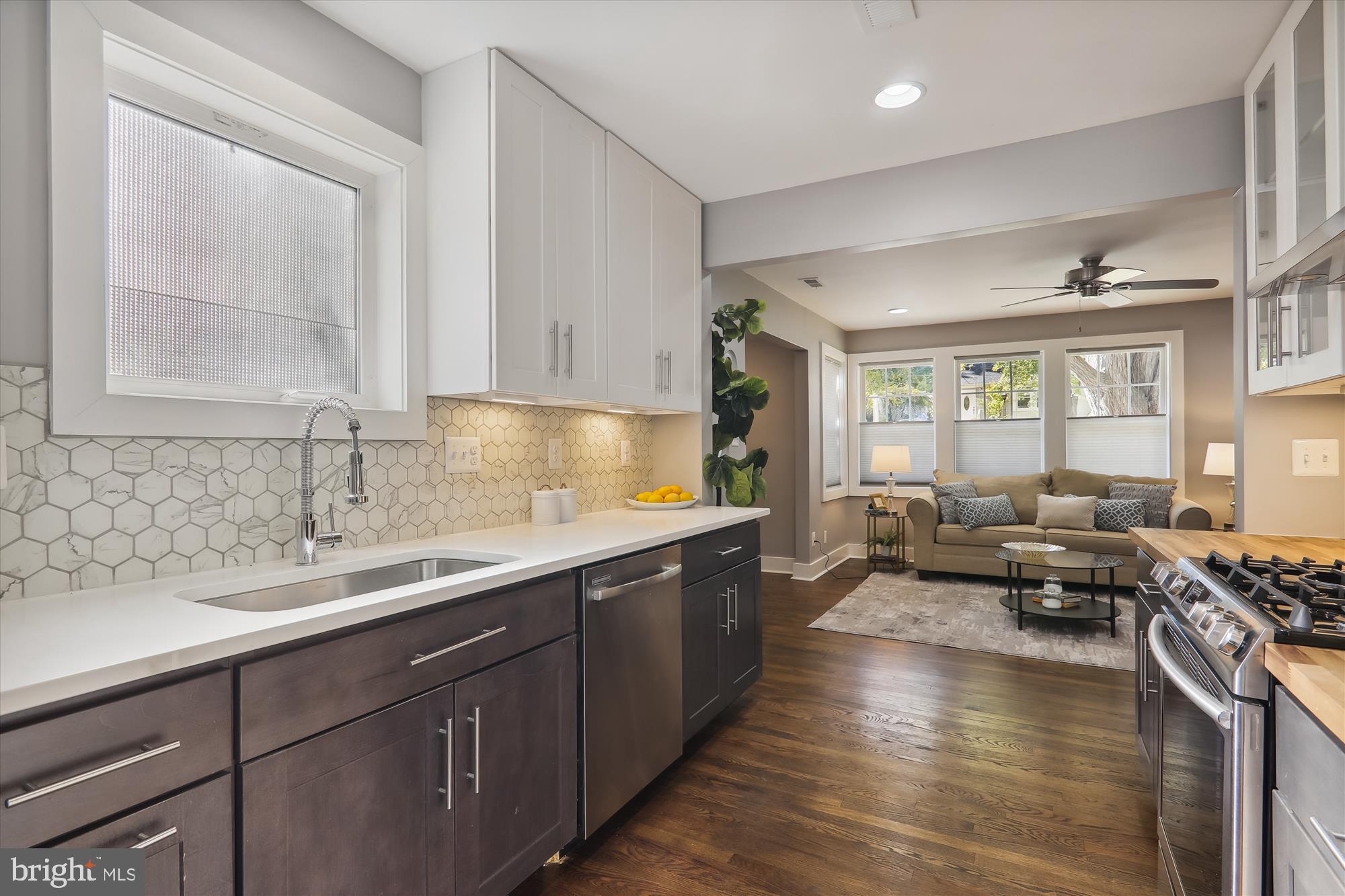 ROCKCREST - Residential