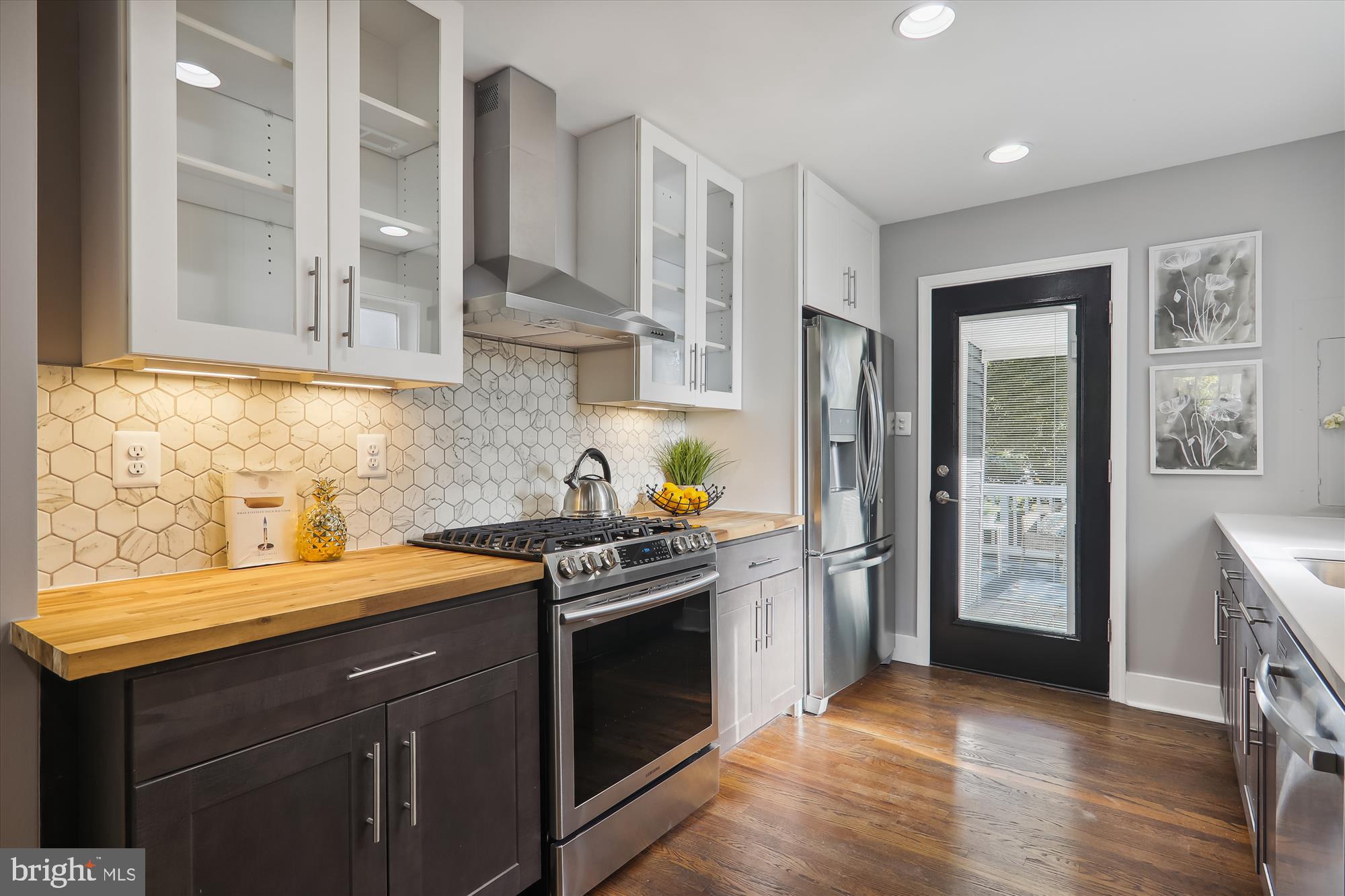 ROCKCREST - Residential