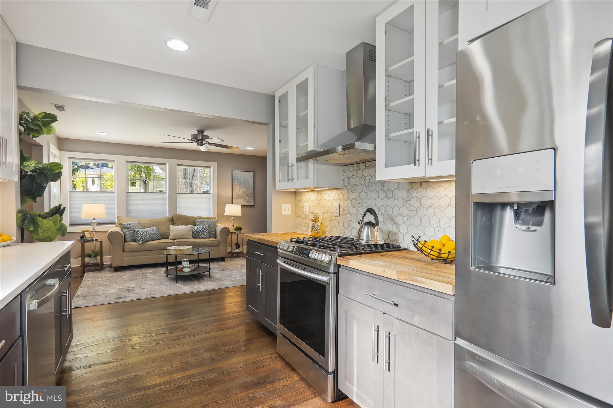 ROCKCREST - Residential