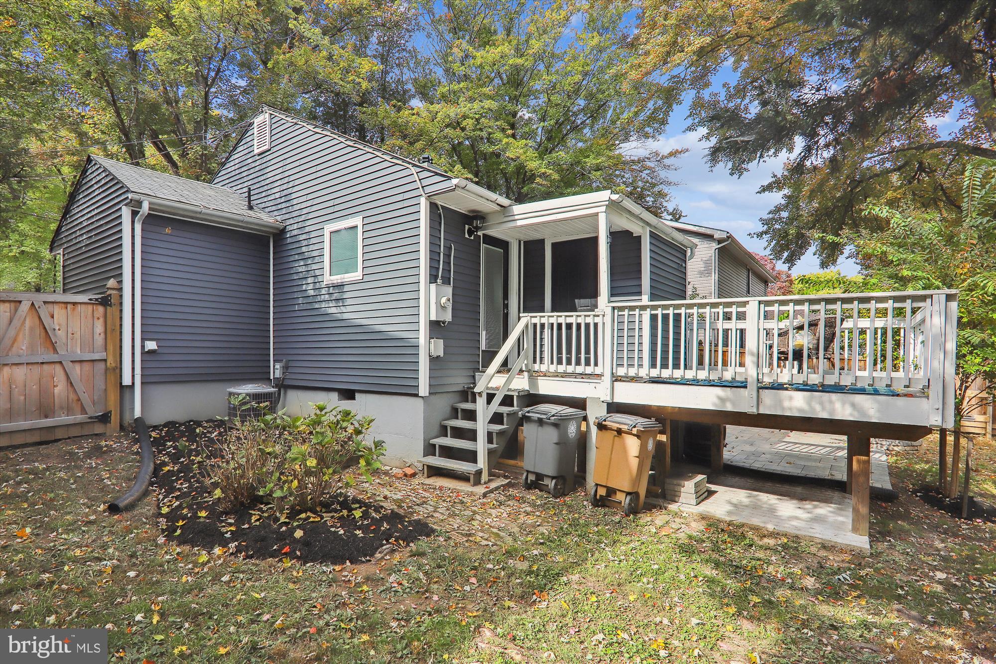 ROCKCREST - Residential