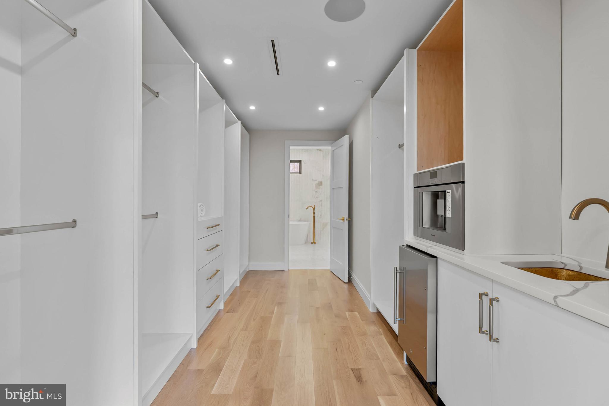 BELLA VISTA - Residential