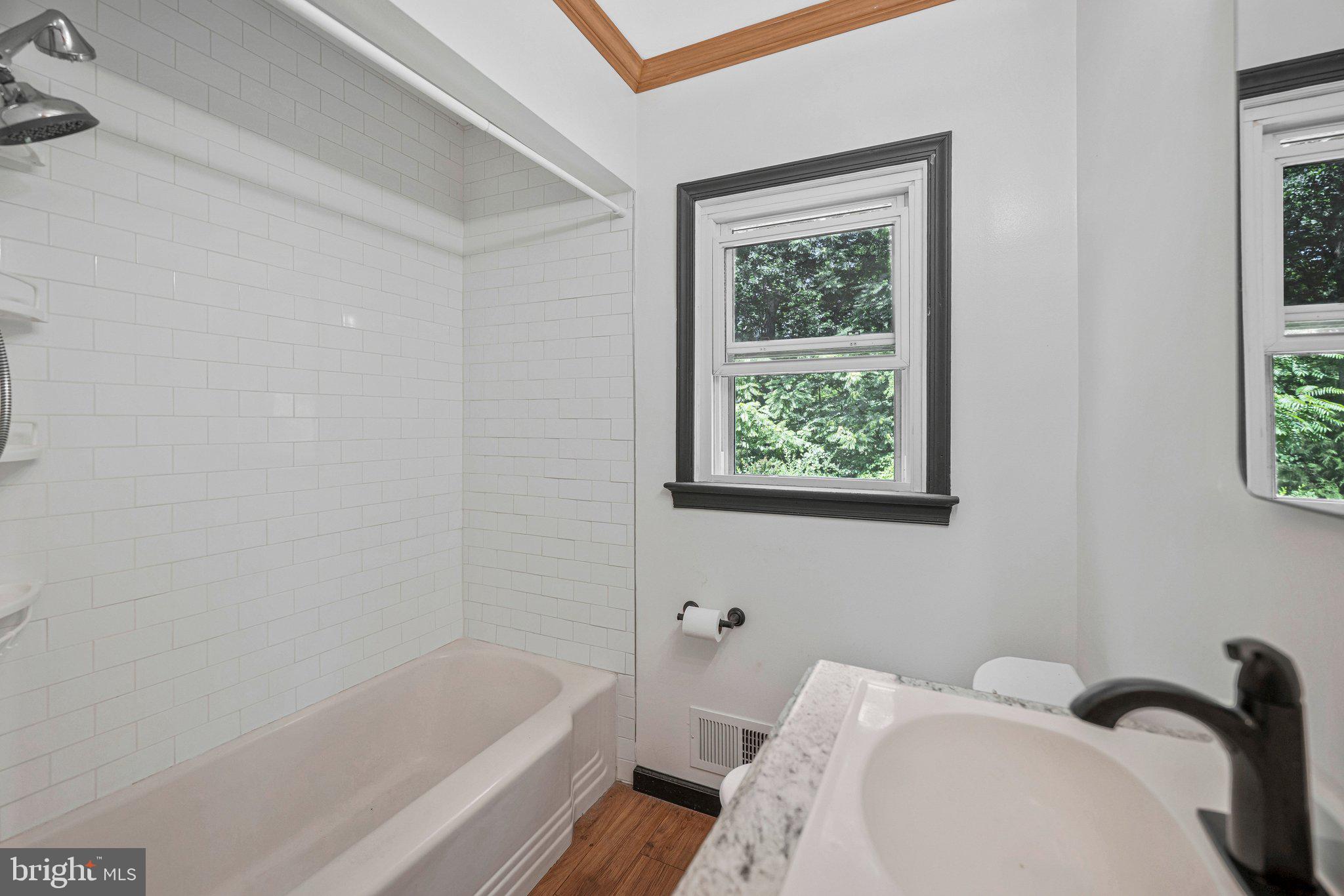 SOUTH HAMPTON SUB - Residential