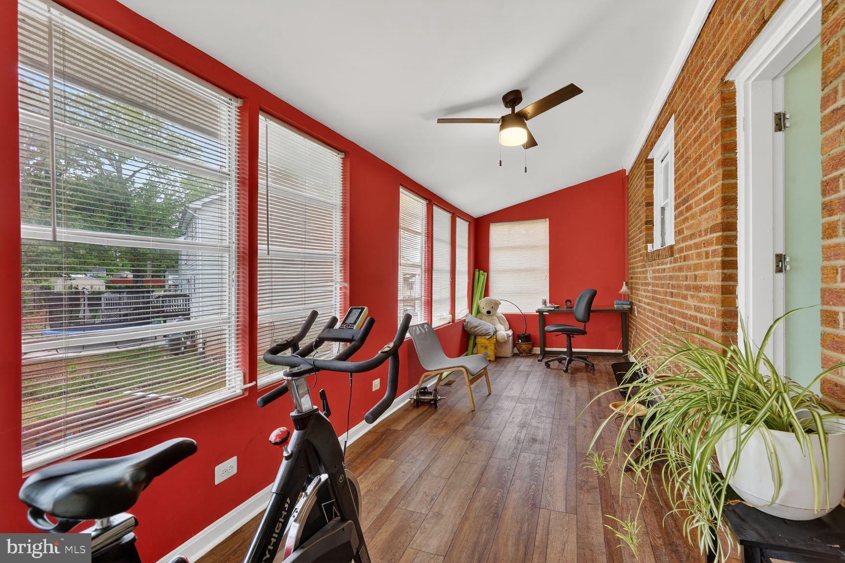 EAST COLUMBIA - Residential
