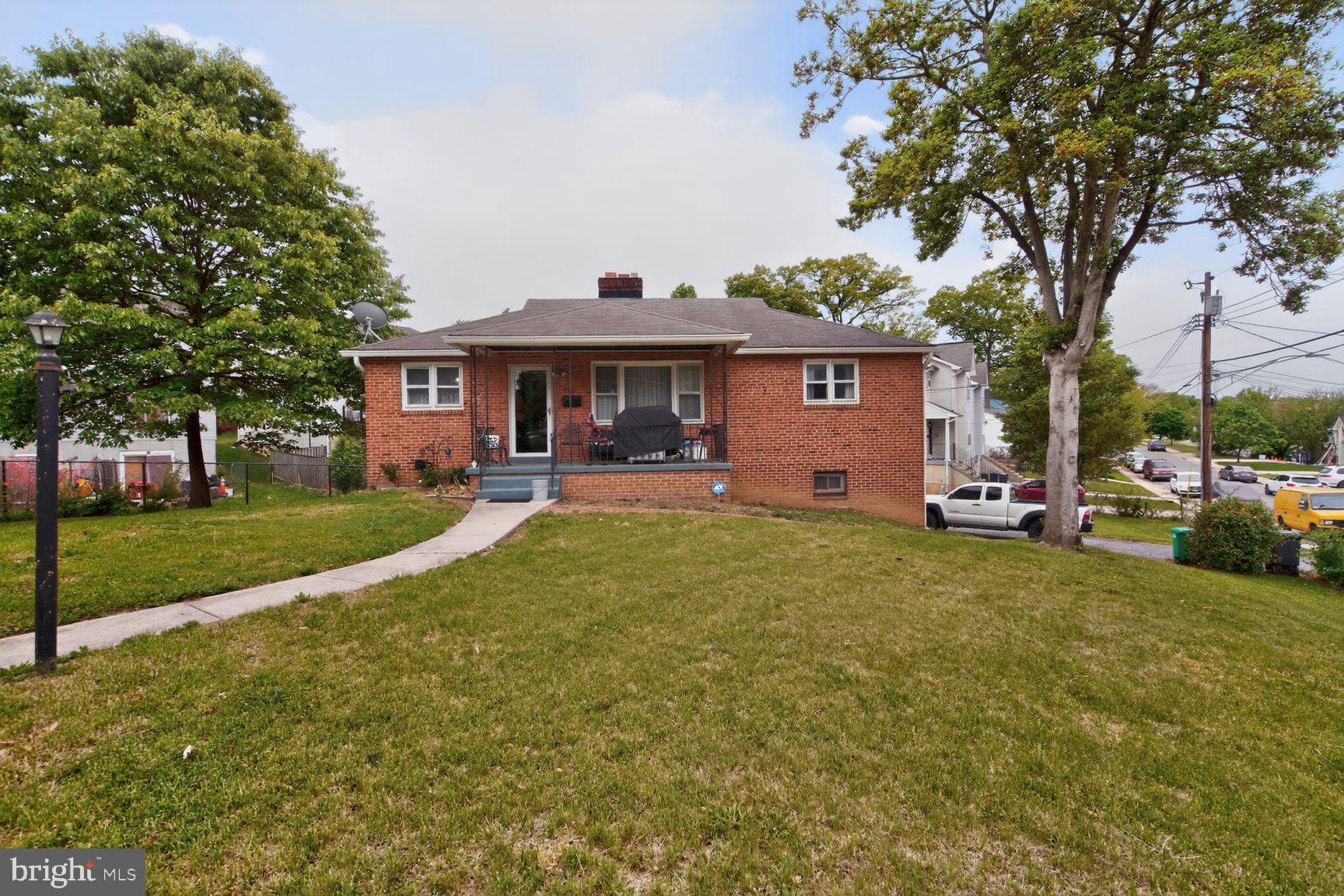 EAST COLUMBIA - Residential