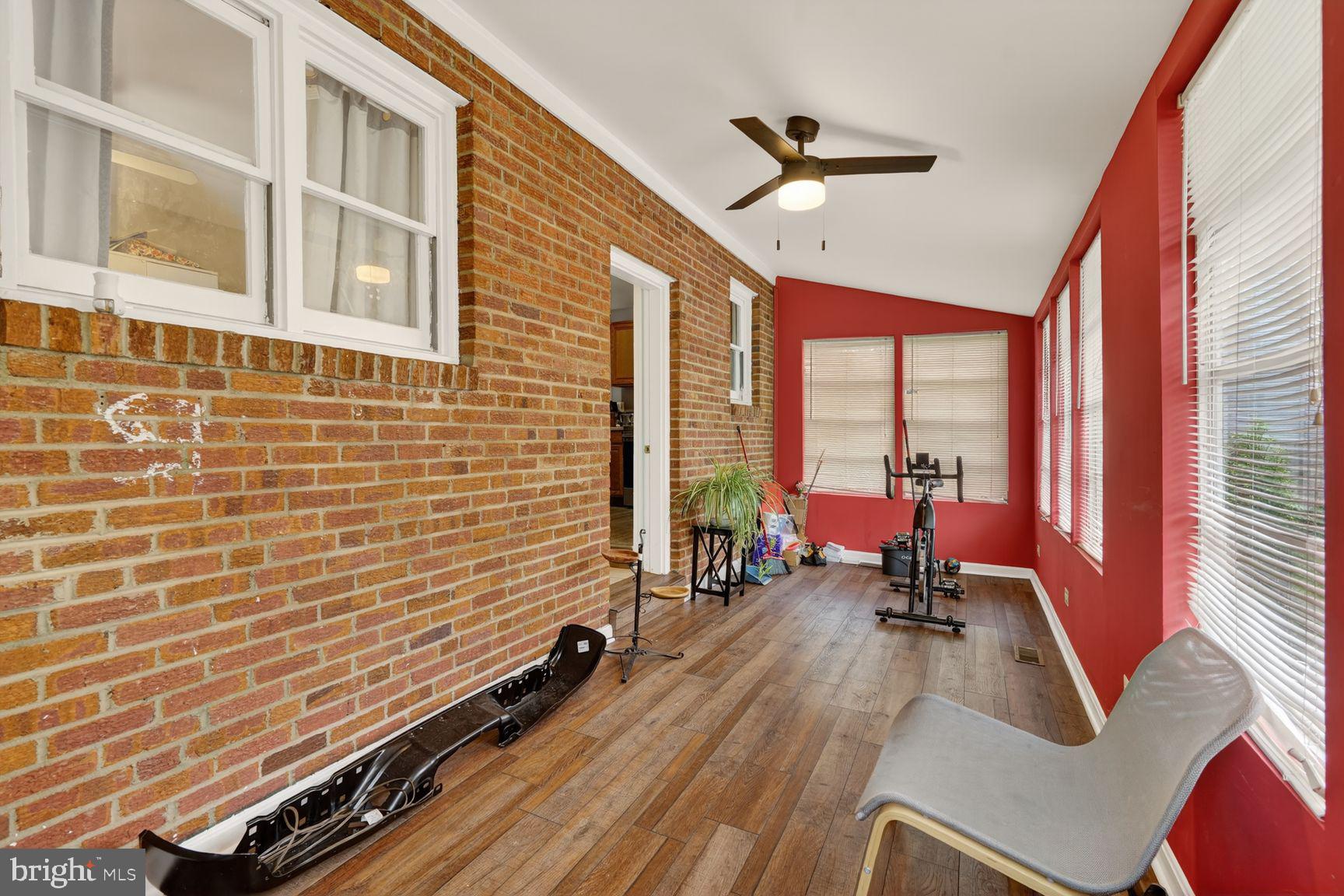 EAST COLUMBIA - Residential