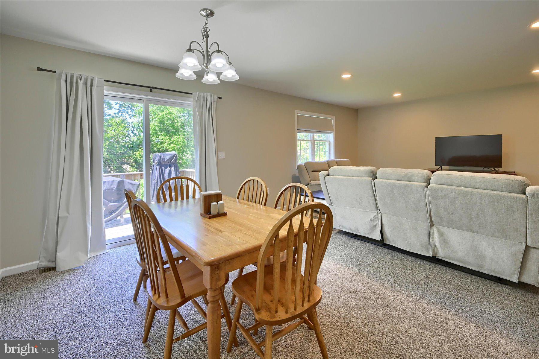 LENKER ESTATES - Residential