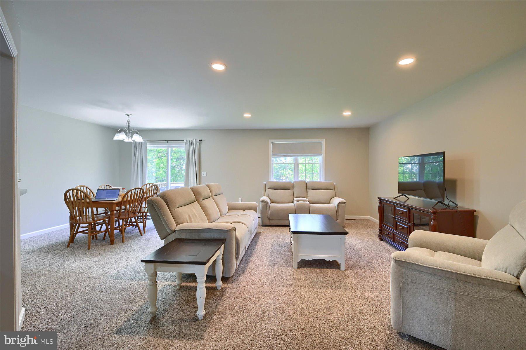 LENKER ESTATES - Residential