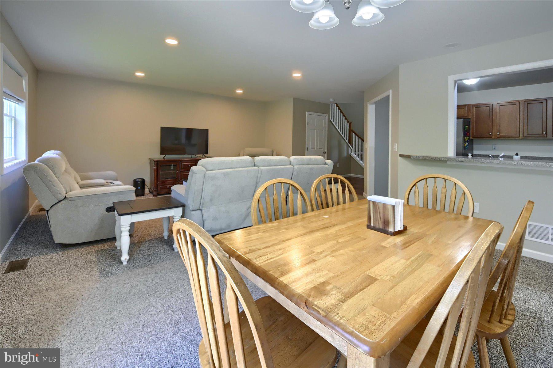 LENKER ESTATES - Residential