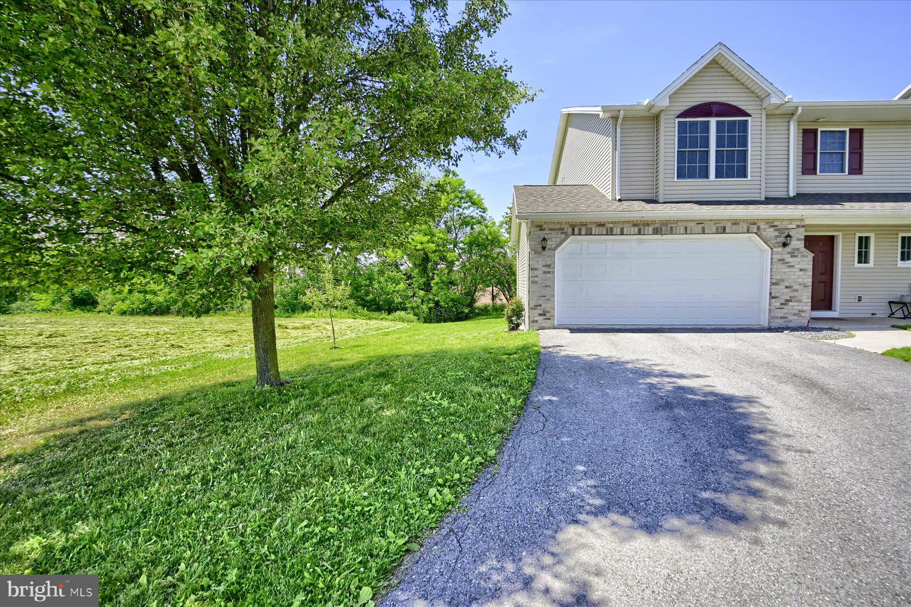 LENKER ESTATES - Residential