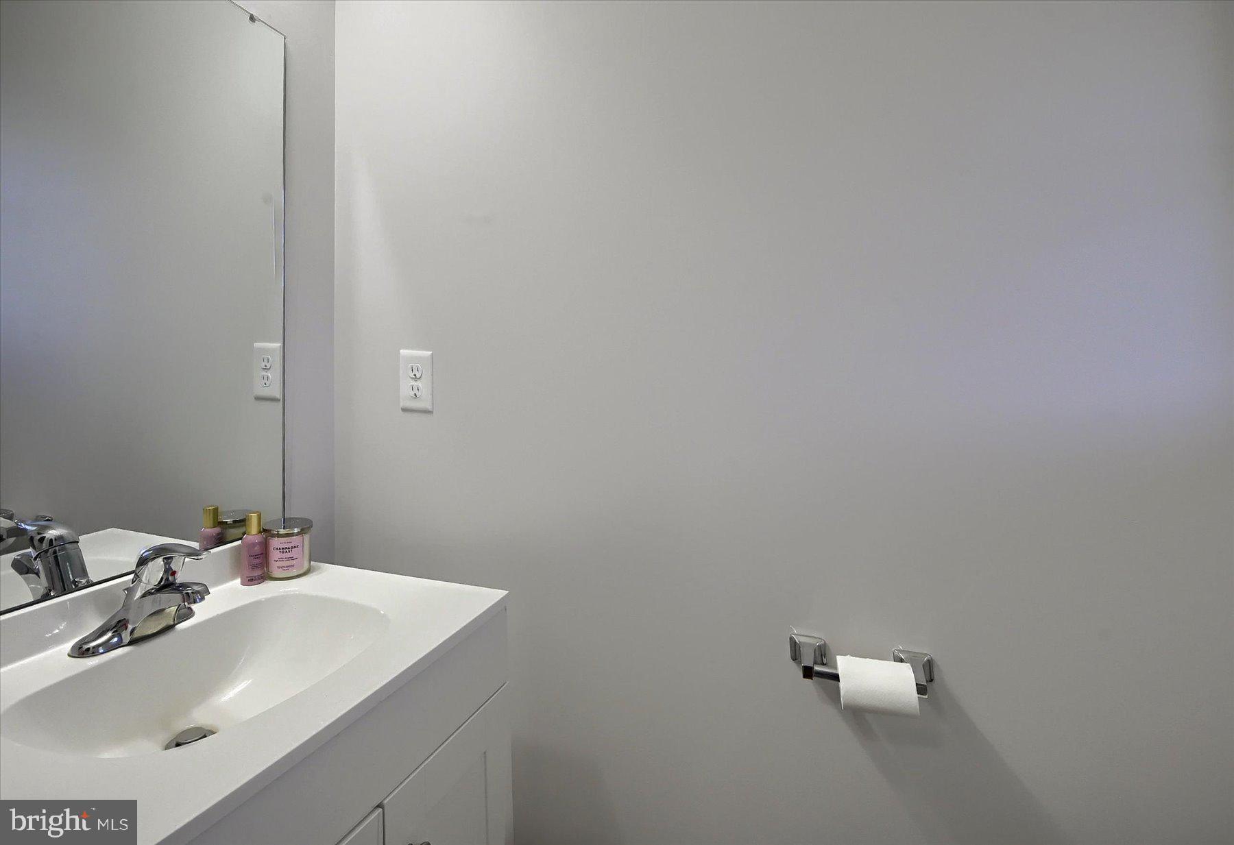 LENKER ESTATES - Residential