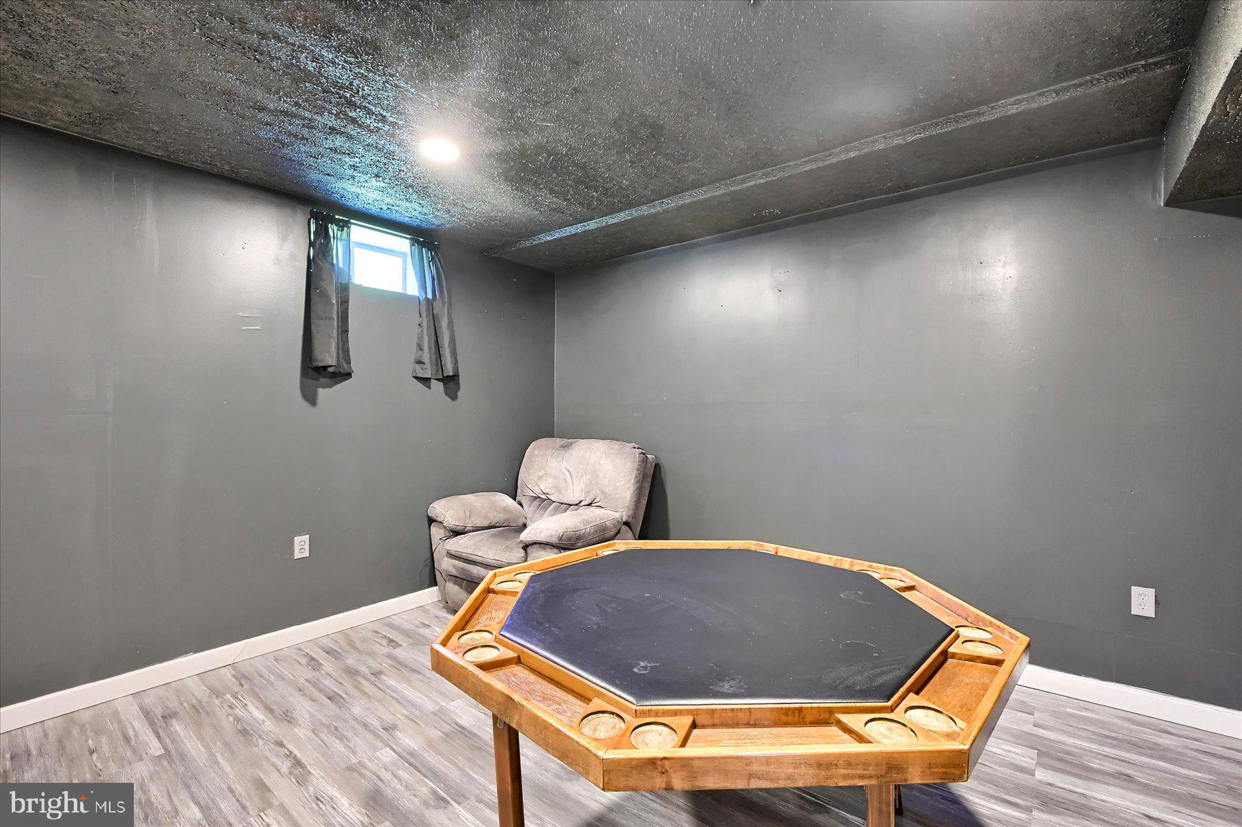 LENKER ESTATES - Residential