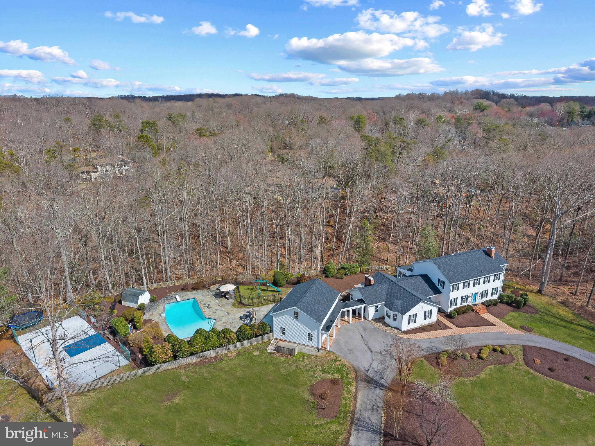 HARBOR HILLS - Residential