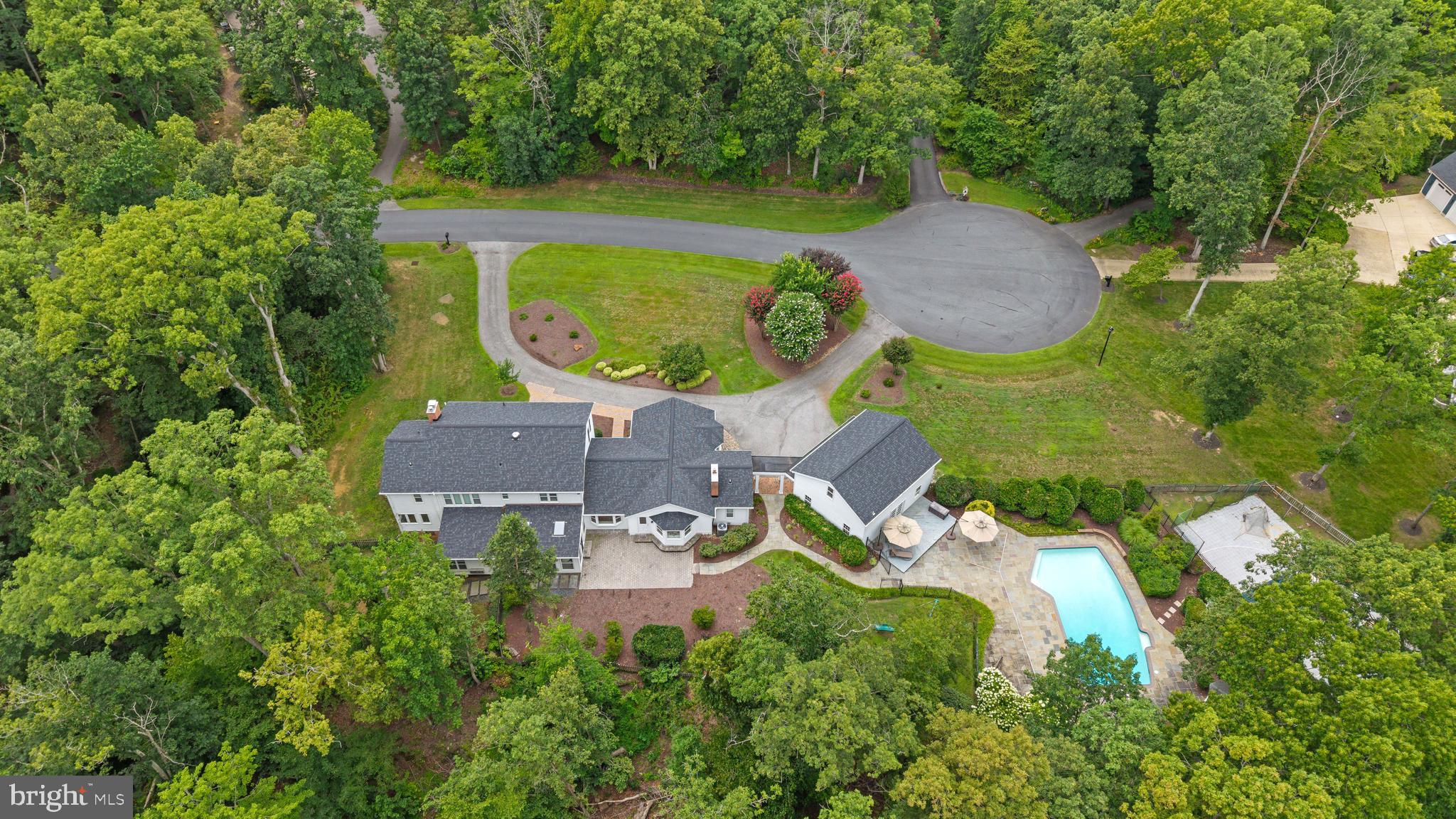 HARBOR HILLS - Residential