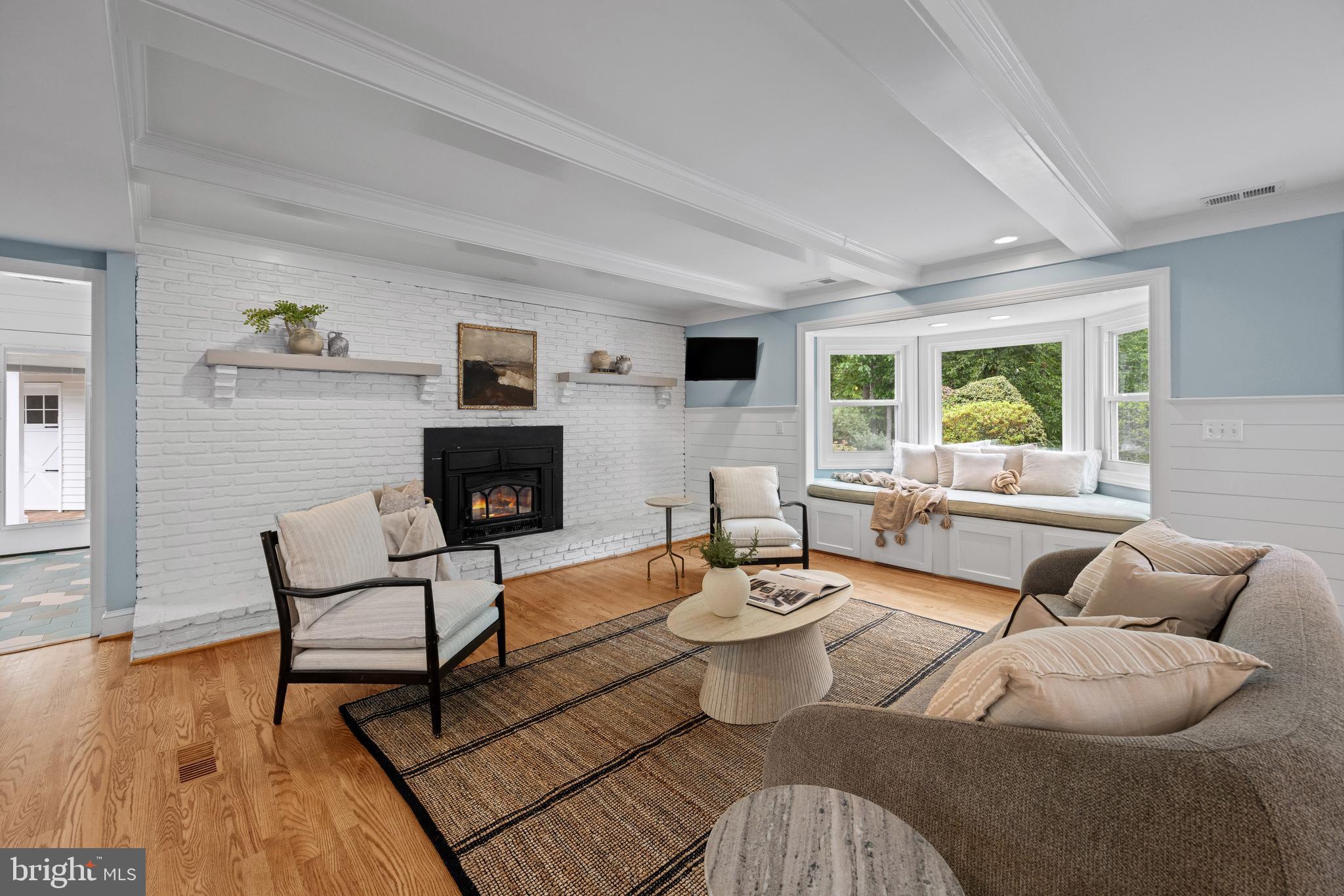 HARBOR HILLS - Residential