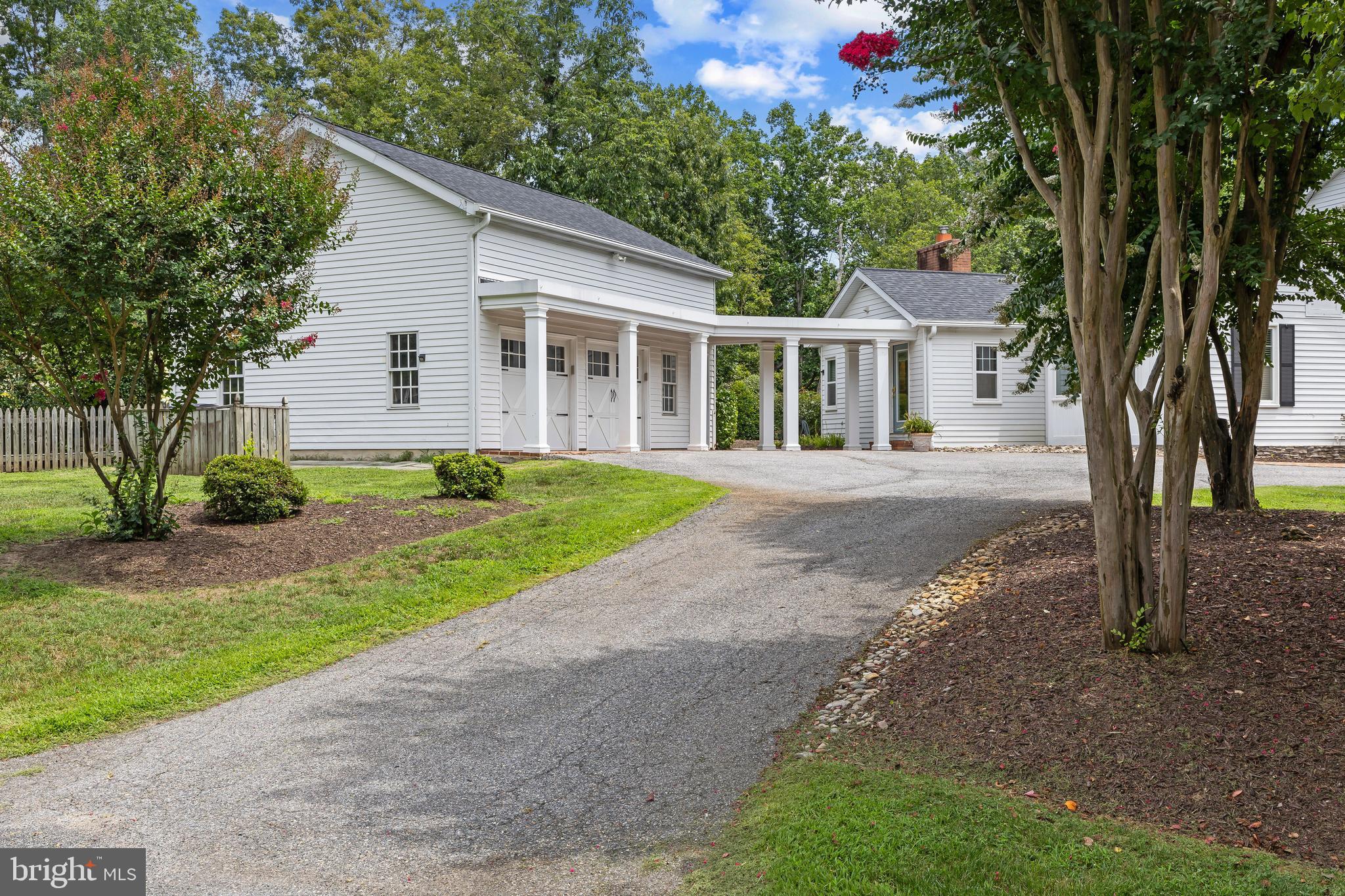 HARBOR HILLS - Residential