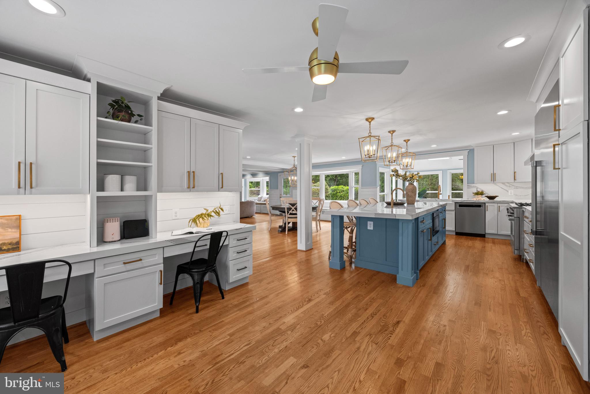 HARBOR HILLS - Residential