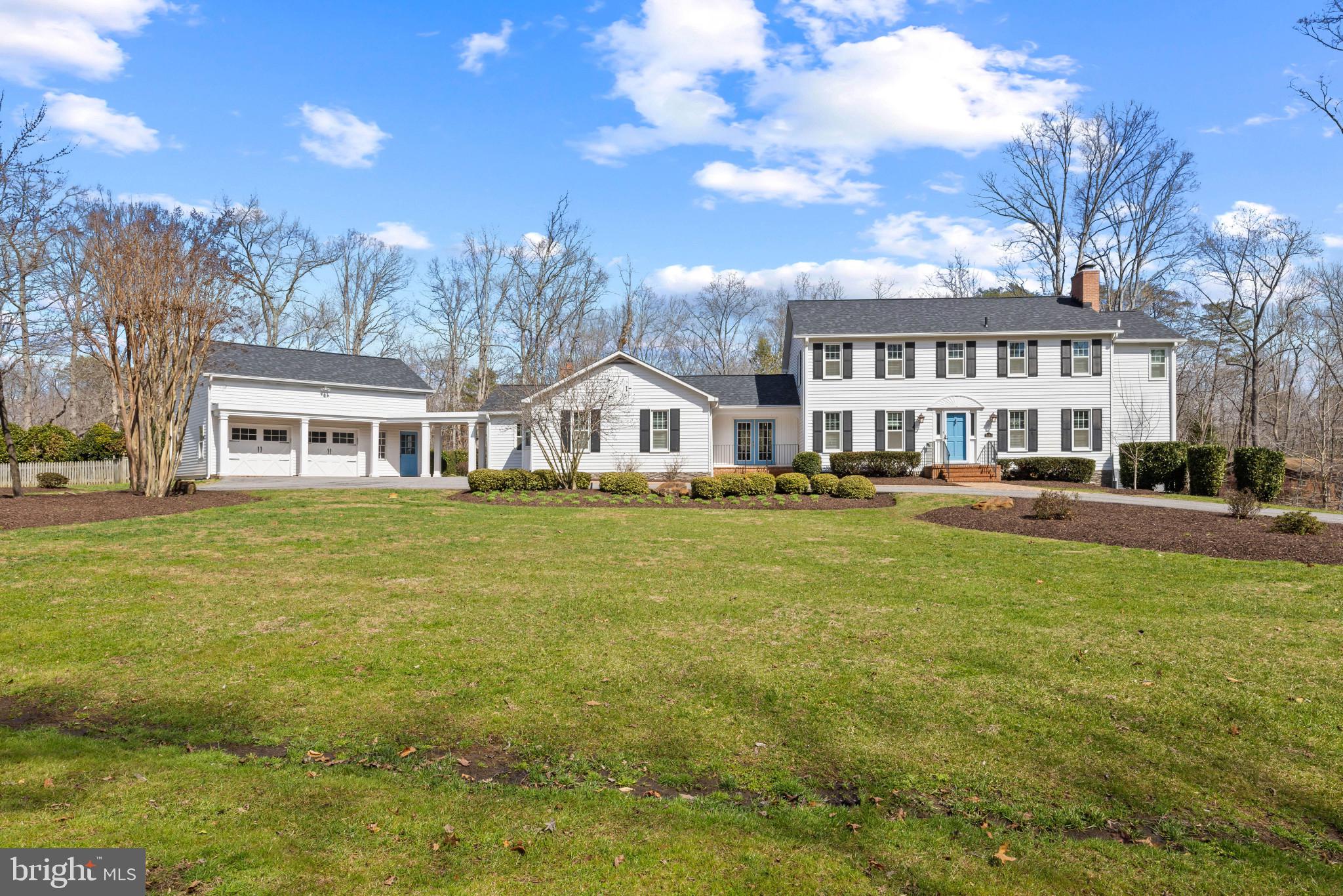 HARBOR HILLS - Residential