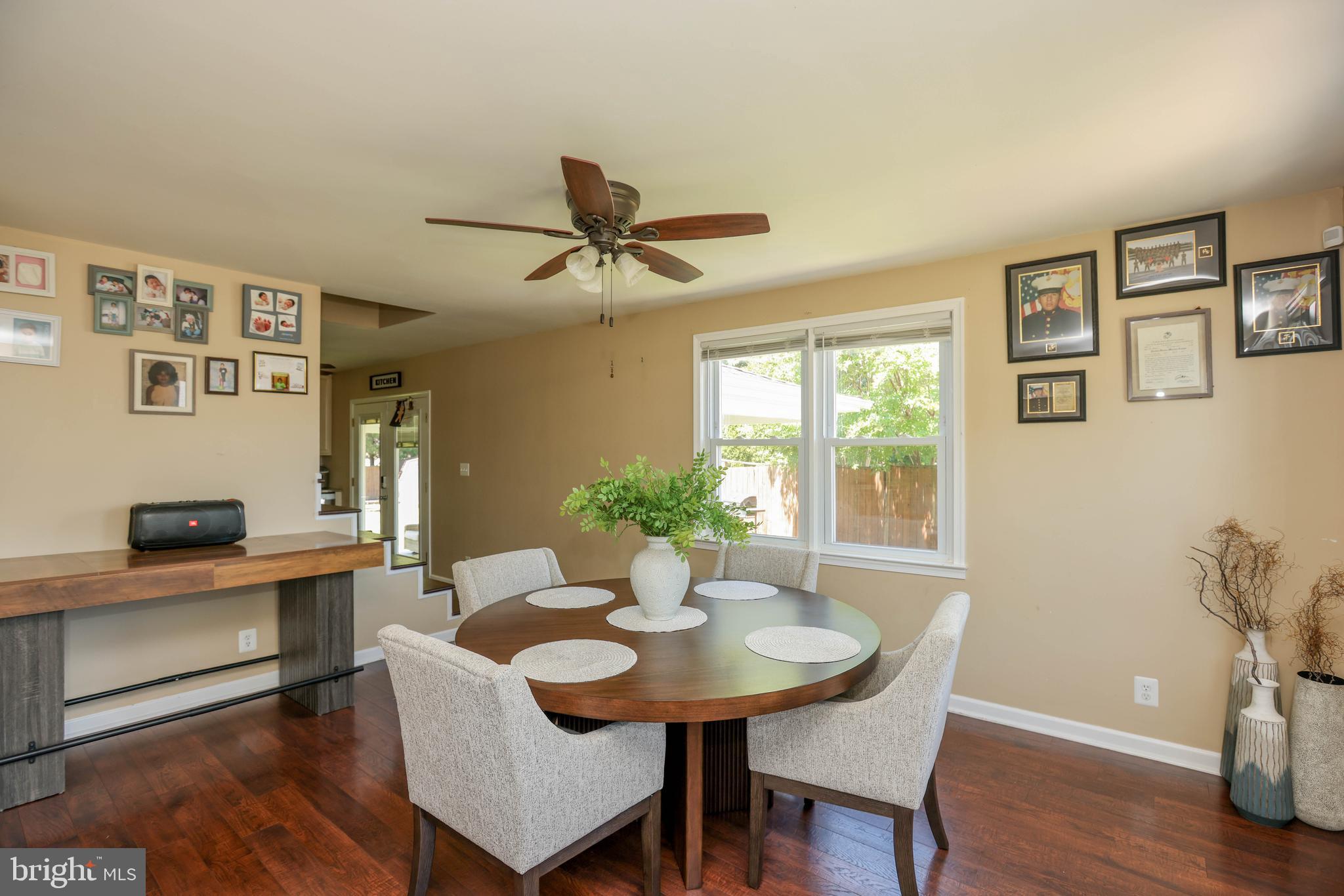 LYNBROOK - Residential