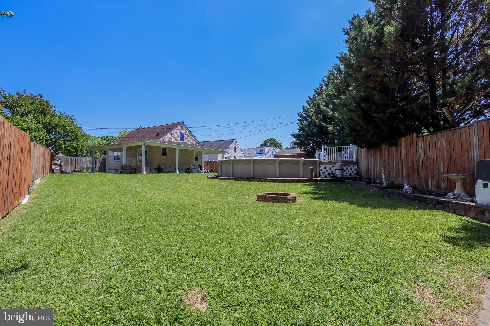LYNBROOK - Residential