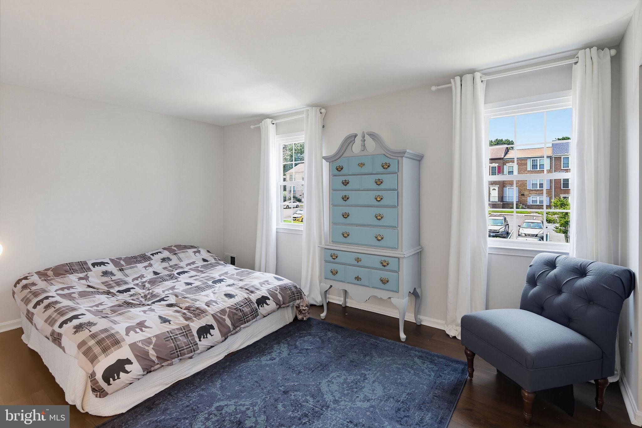 SHADY GROVE VILLAGE - Residential