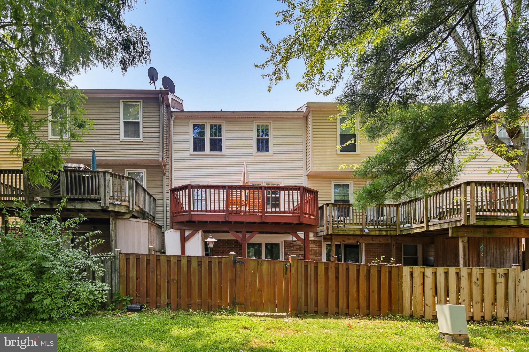 SHADY GROVE VILLAGE - Residential