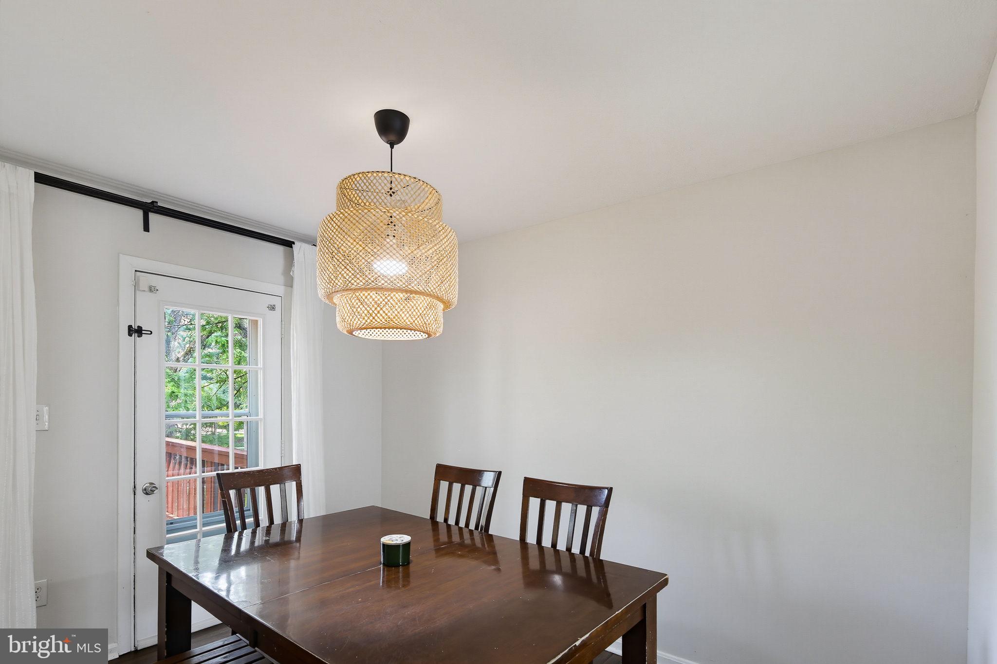 SHADY GROVE VILLAGE - Residential