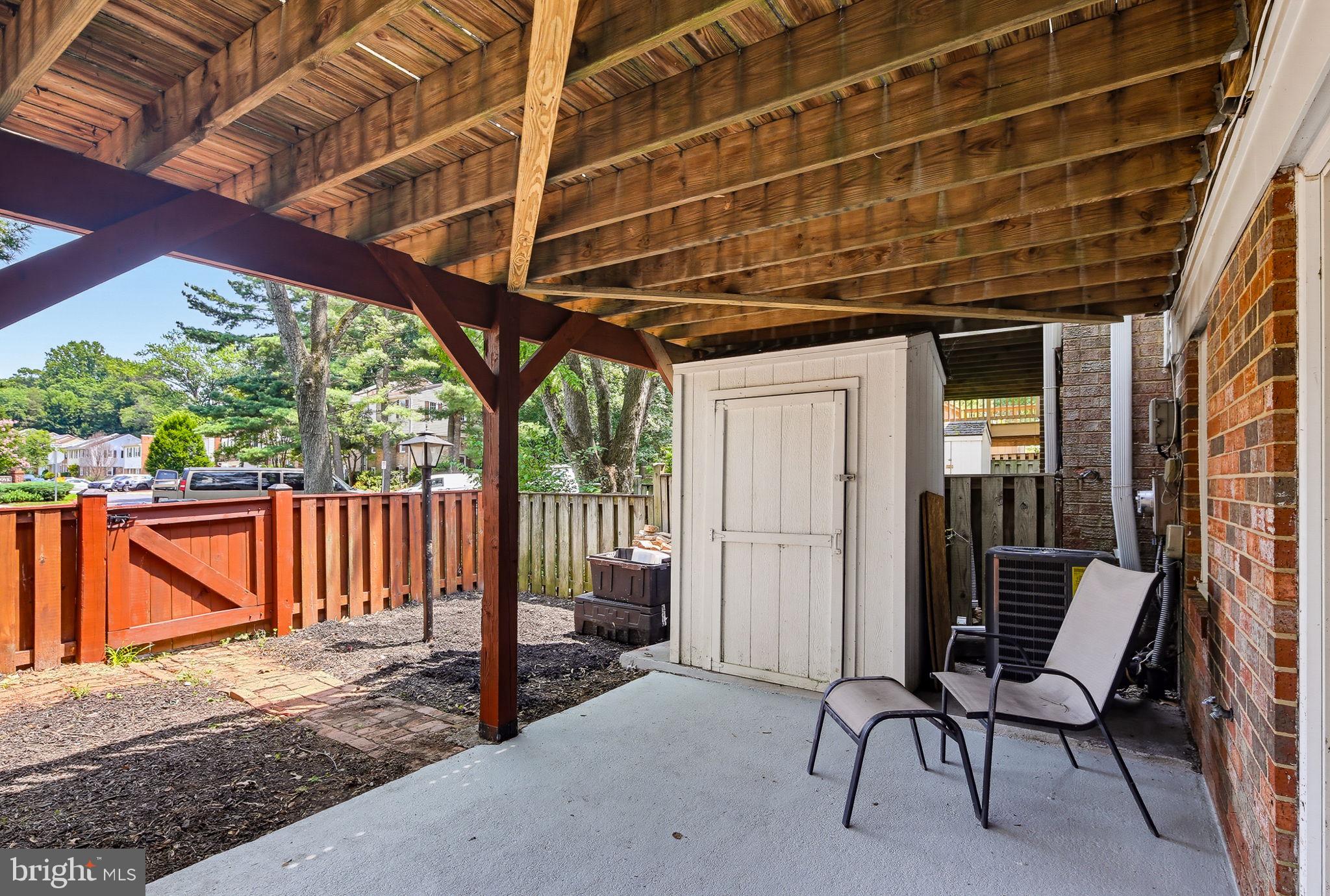 SHADY GROVE VILLAGE - Residential