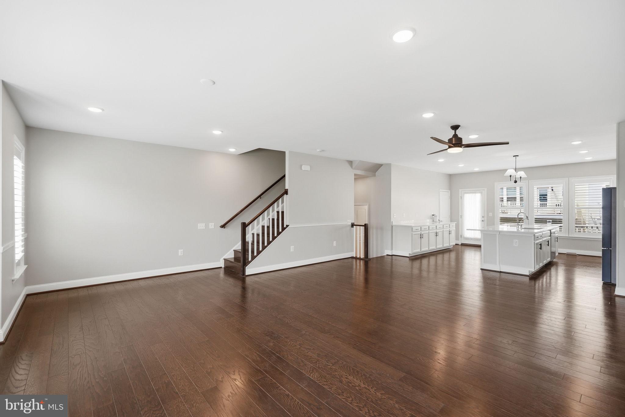 WALNEY ROAD - Residential