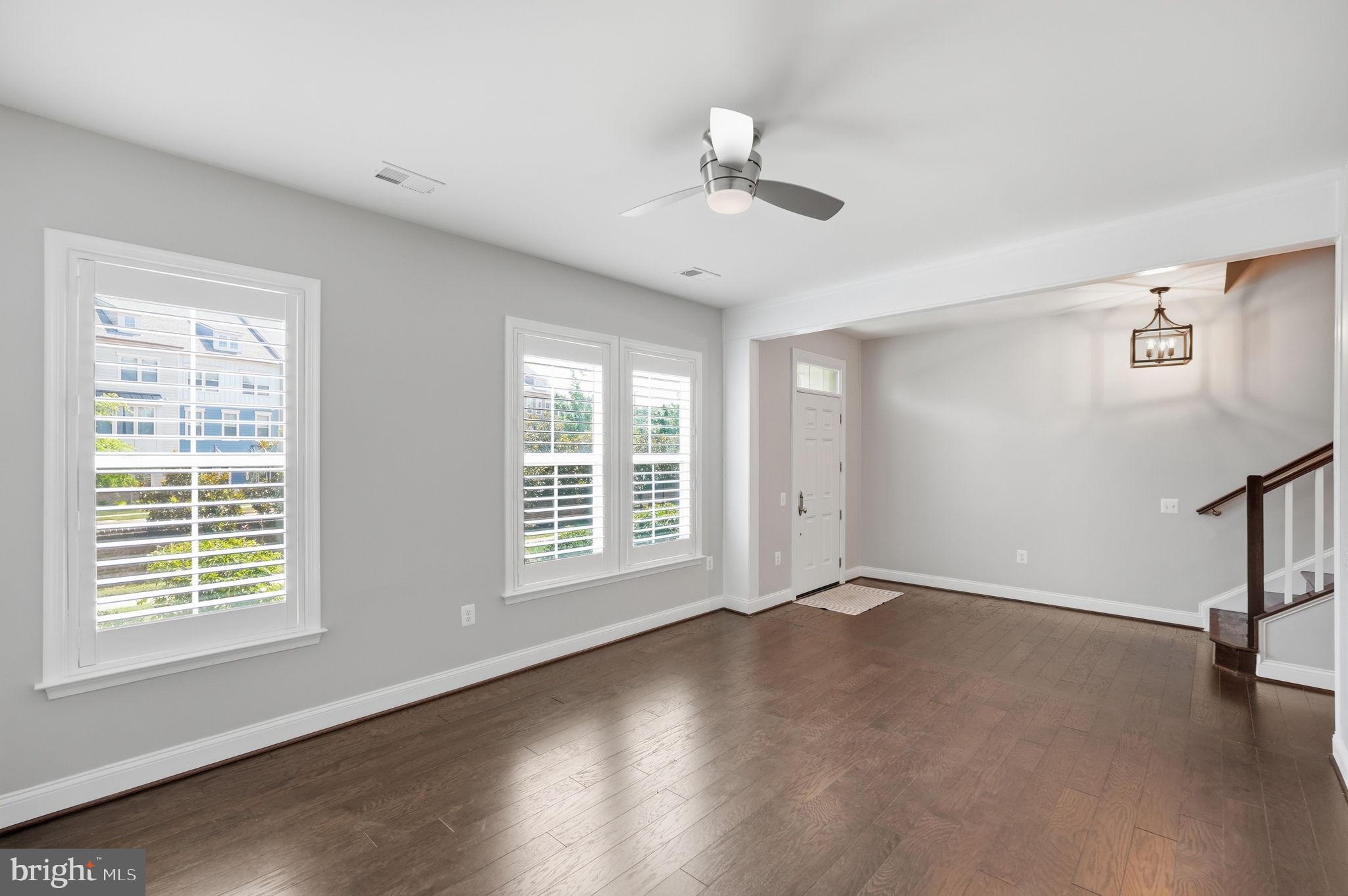 WALNEY ROAD - Residential
