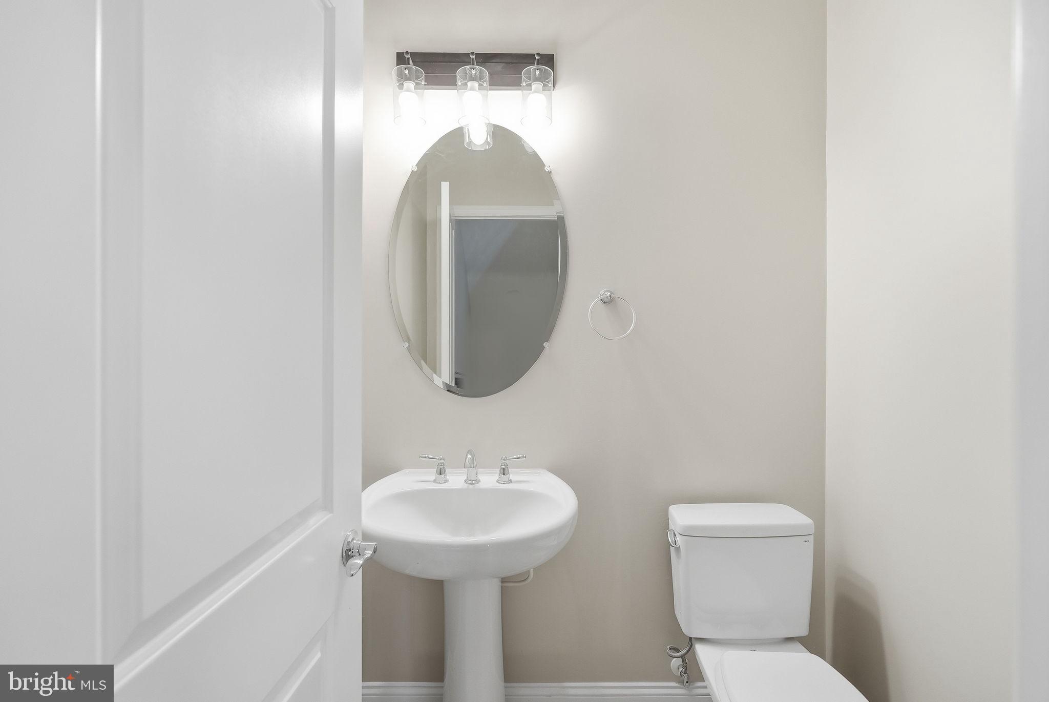 WALNEY ROAD - Residential