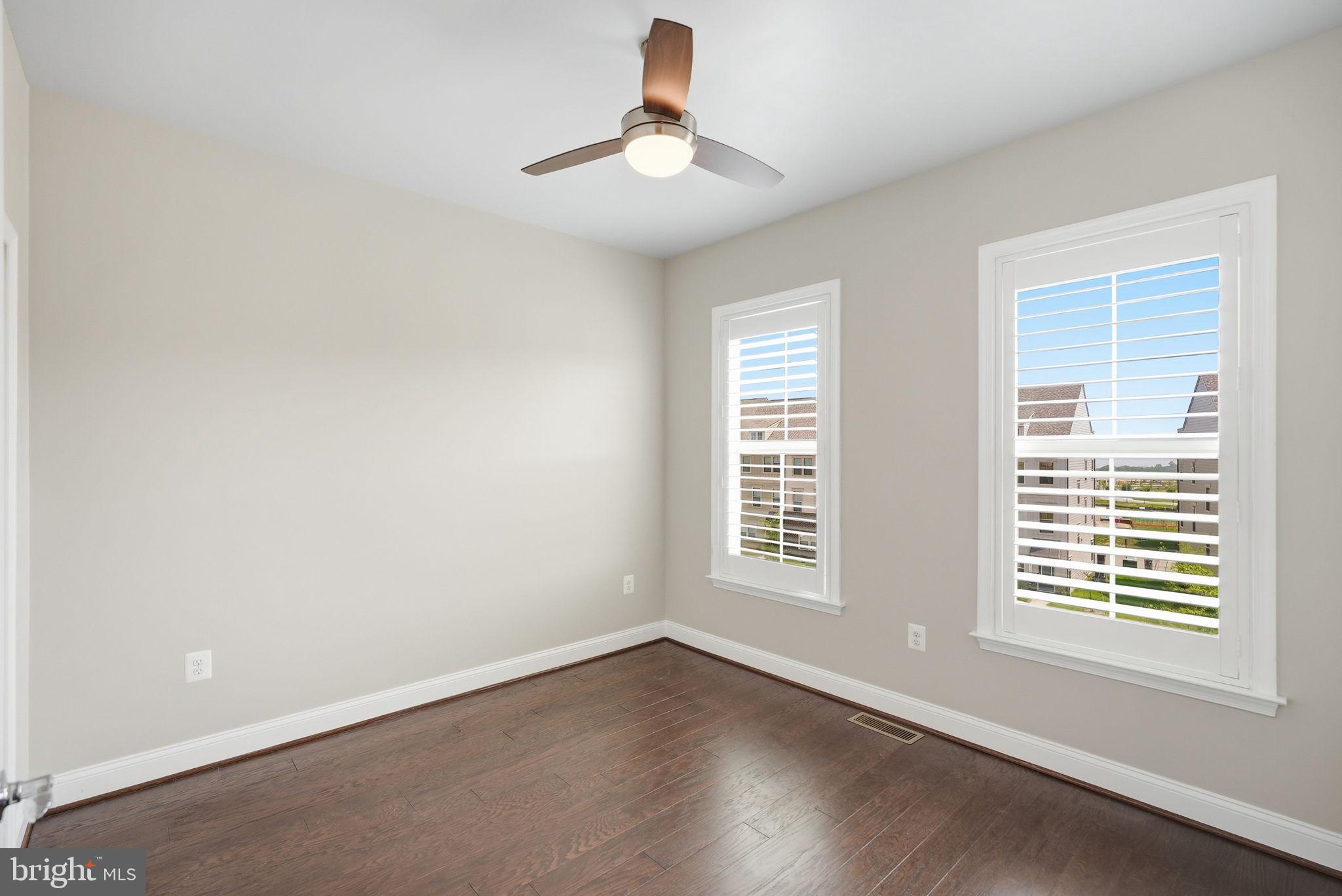 WALNEY ROAD - Residential