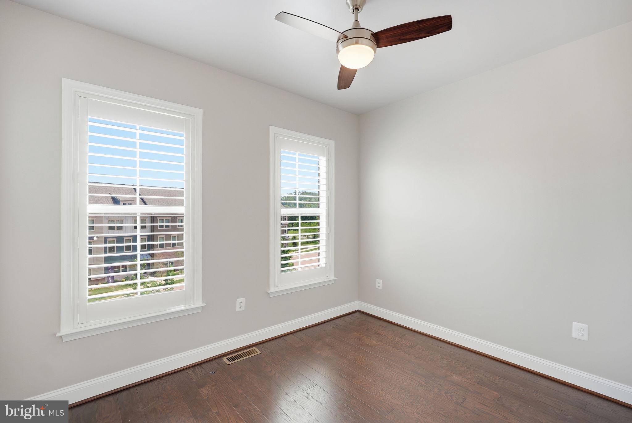 WALNEY ROAD - Residential