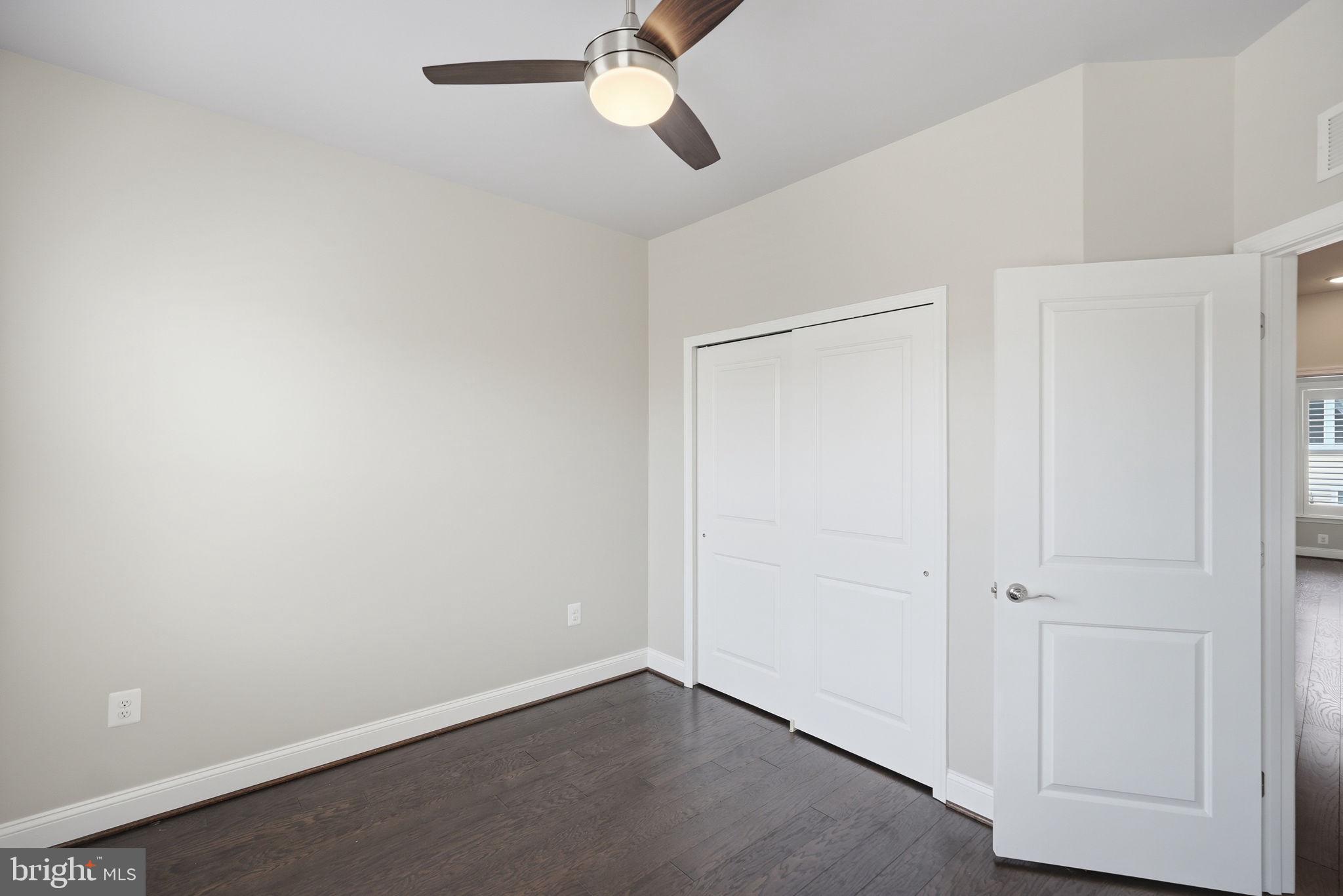 WALNEY ROAD - Residential