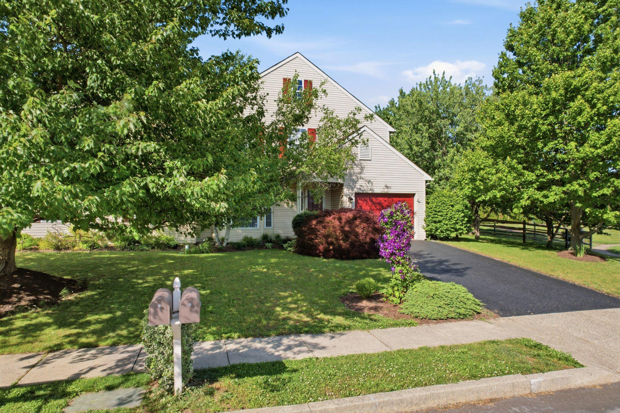 PEAR TREE VIL - Residential