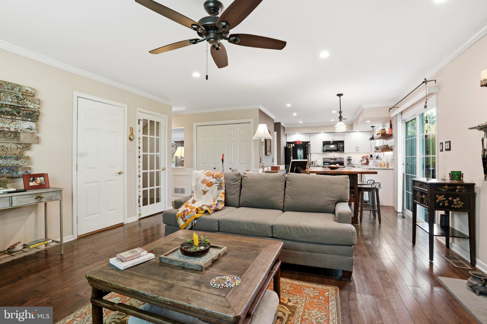 PEAR TREE VIL - Residential