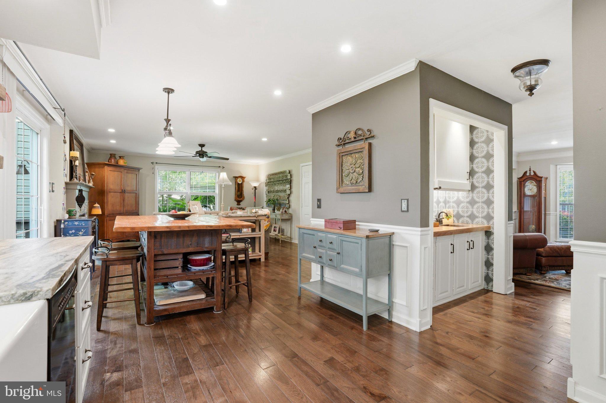 PEAR TREE VIL - Residential